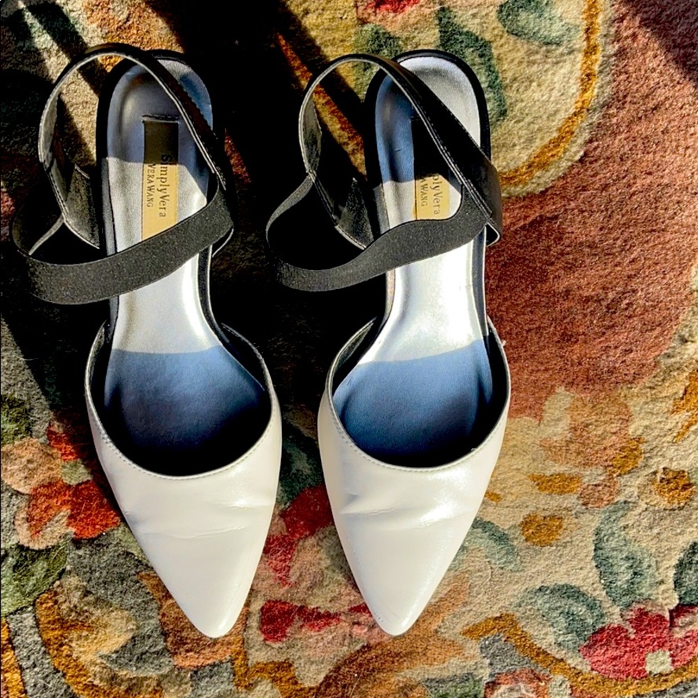 Simply Vera / Vera Wang black/white heels size 6M
